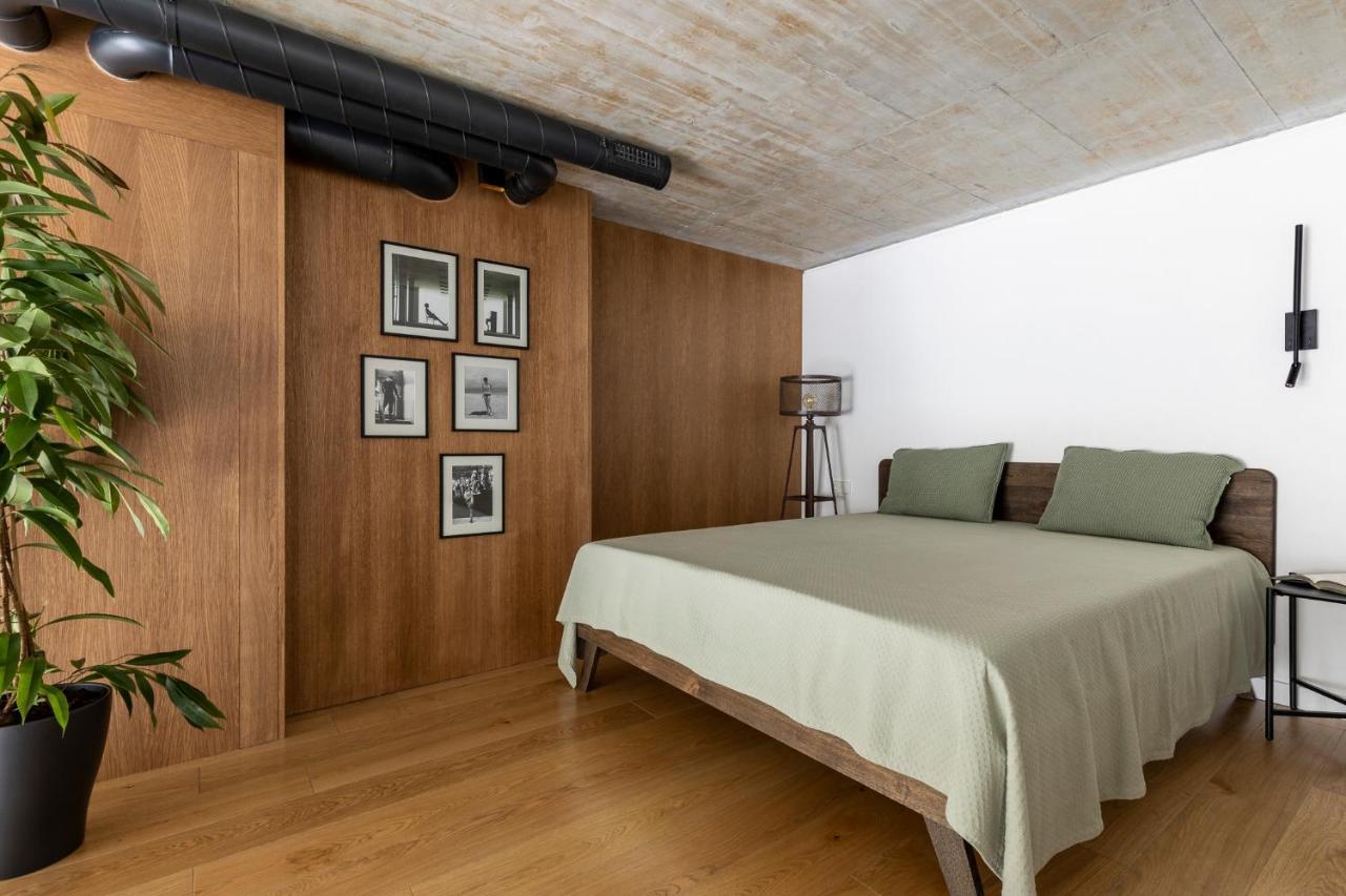 ヴィリニュスStylish Loft With Terrace Paupys, Old Townアパートメント エクステリア 写真