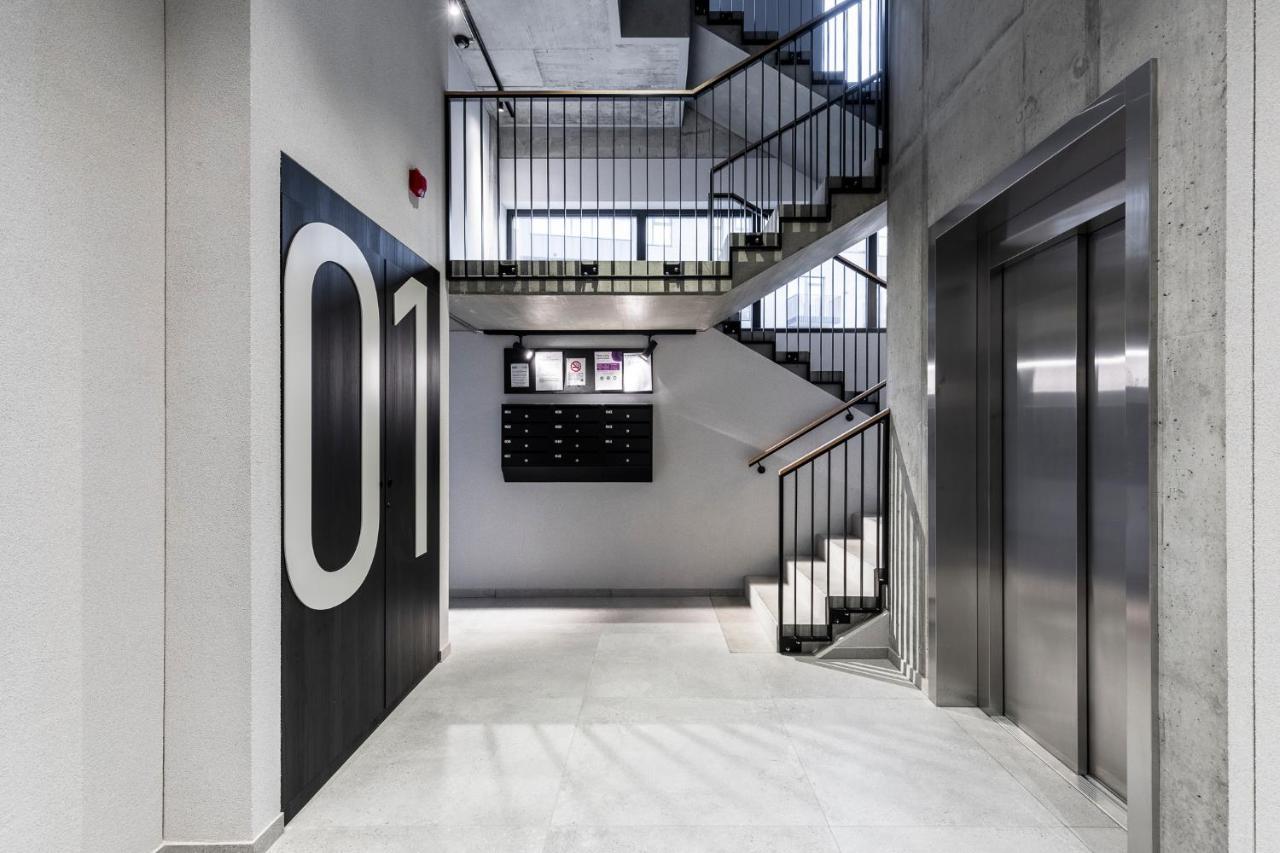 ヴィリニュスStylish Loft With Terrace Paupys, Old Townアパートメント エクステリア 写真